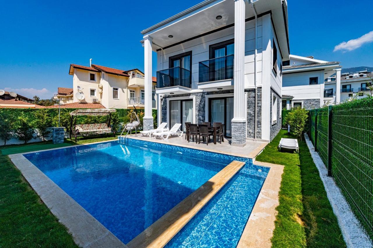 Salkim- 4 Bedroom Holiday Villa In Oludeniz Fethiye Exteriör bild