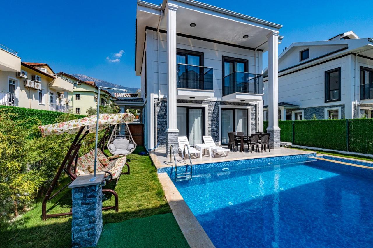 Salkim- 4 Bedroom Holiday Villa In Oludeniz Fethiye Exteriör bild